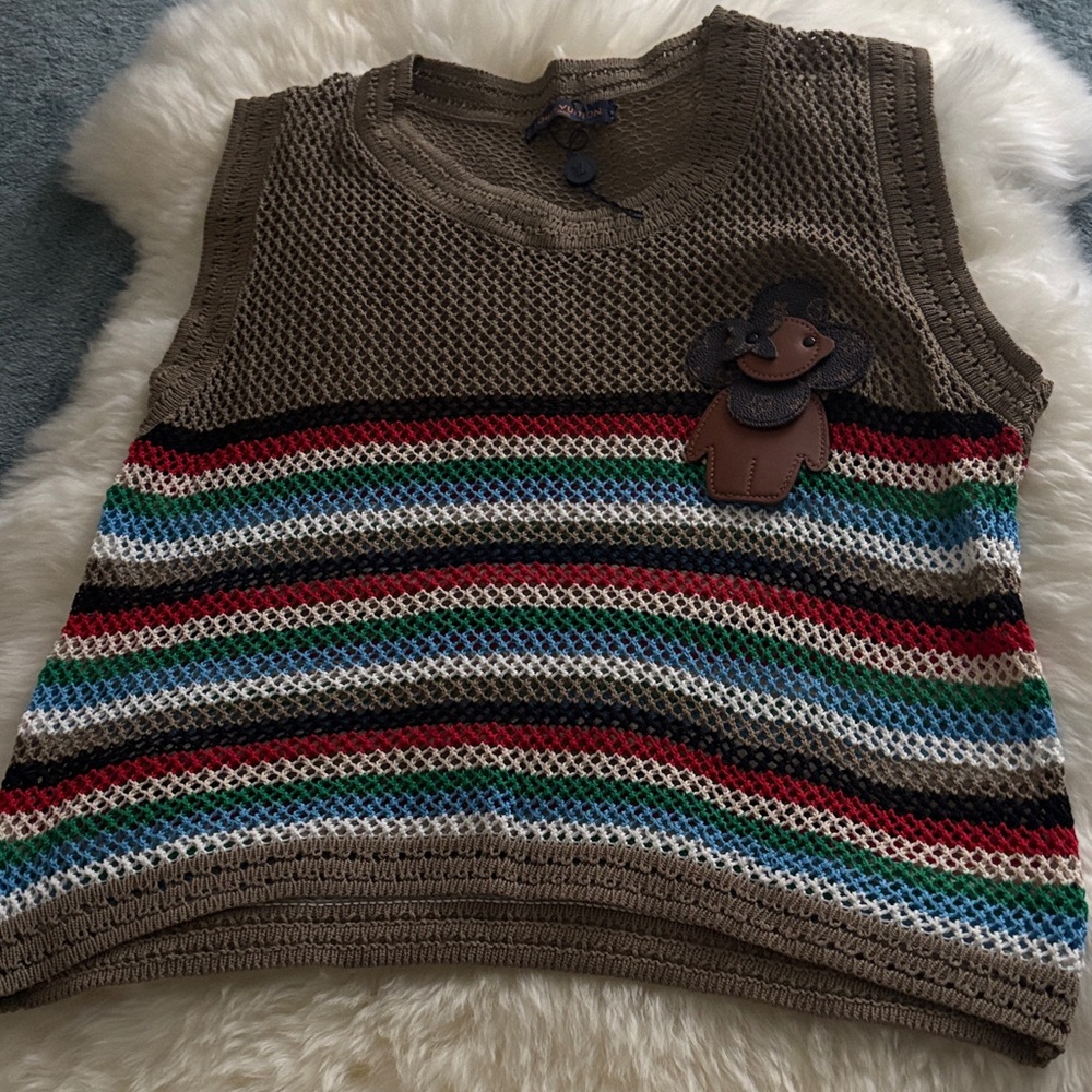 Brown Knit Vest with Striped Pattern
